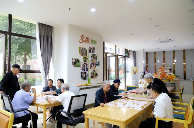 黔南州“331”医养结合社区集成服务新模式 构筑医养结合新“医”靠，托起老年人幸福晚年